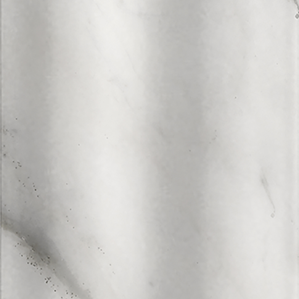 Hamar Elegant White Roman Regular