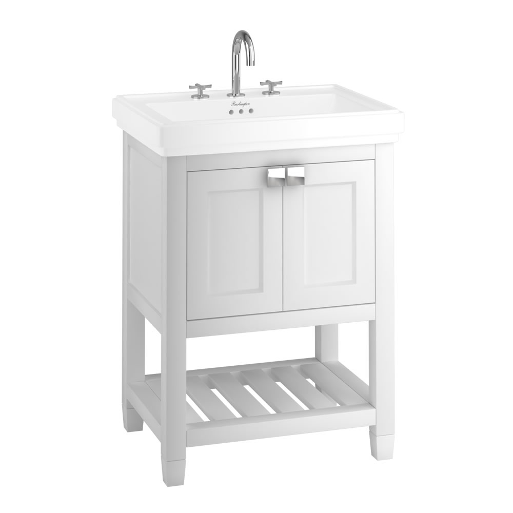 Riviera 650 Vanity (with doors), Chrome Handles, Matt White (Ca.14 dage lev.Tid)